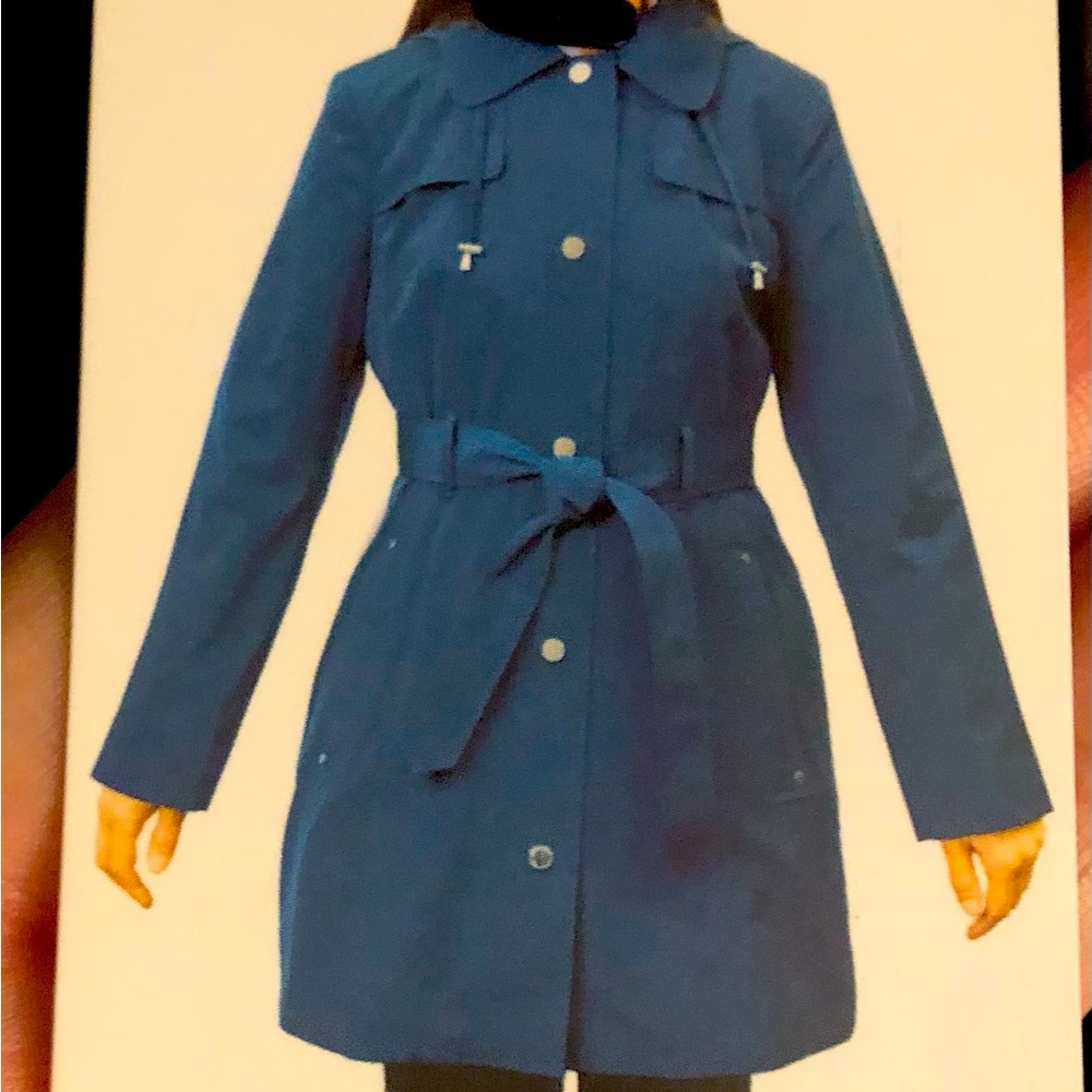 Deep Teal London Fog Women's Water Resistant Single Breasted Trench Coat.